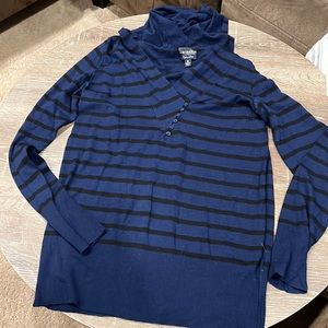 Splendid maternity hooded top